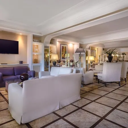 Martini Hotel 4*