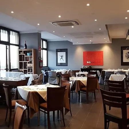 Martini Hotel 4*