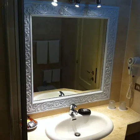 Martini Hotel 4*