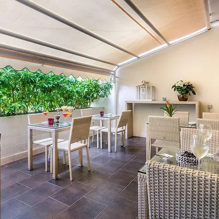 Martini Hotel 4*