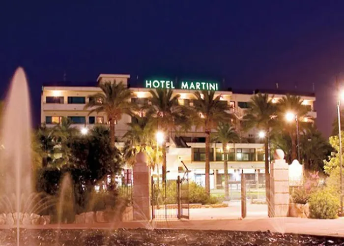 Martini Hotel 4*